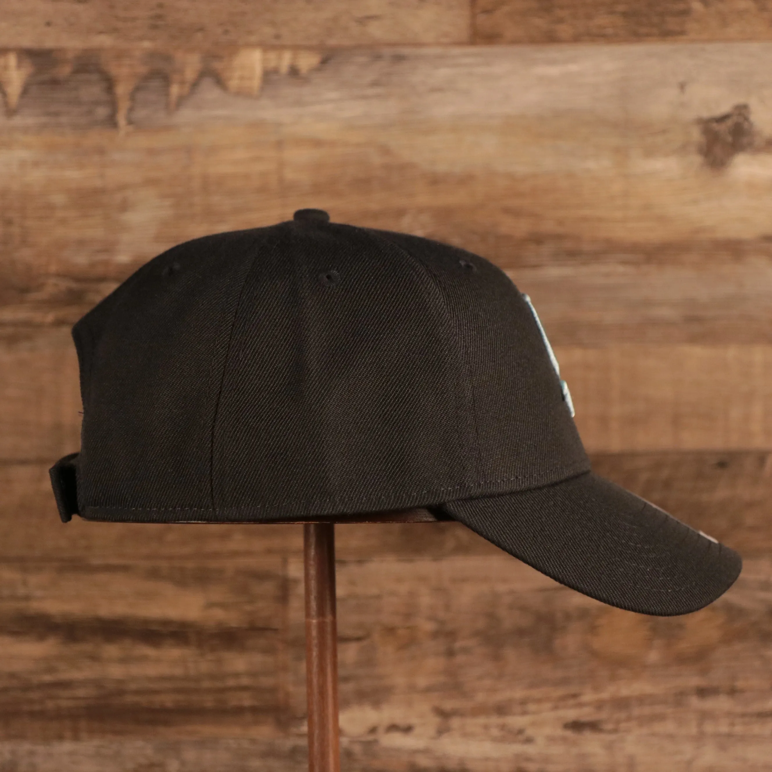 47 BRAND | SEATTLE KRAKEN | CYAN S PATCH FRONT | VELCRO ADJUSTABLE | MVP | DAD HAT | GRAY BOTTOM | NAVY BLUE | OSFM