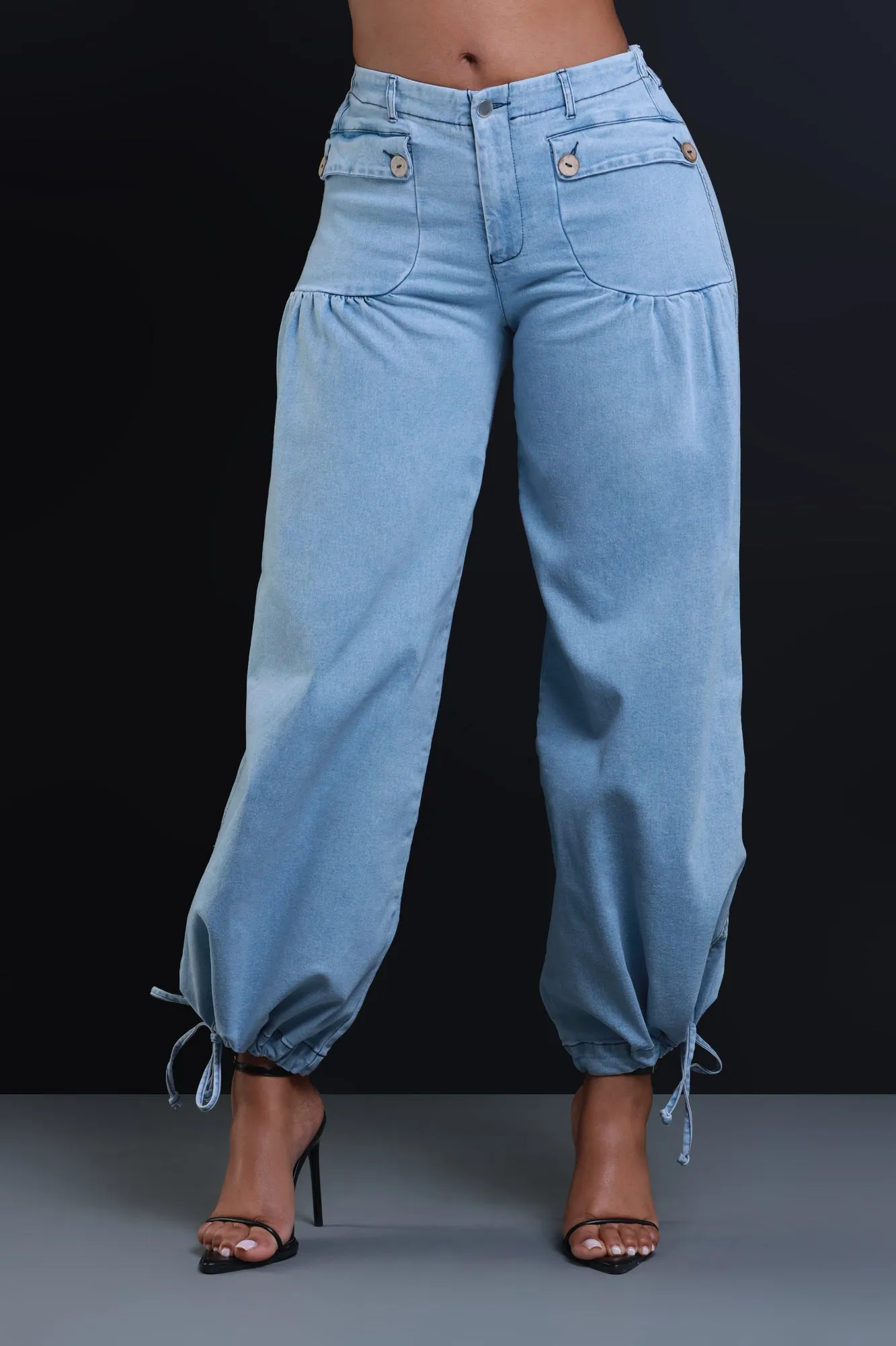Heartstopper High Rise Wide Leg Jeans - Light Wash