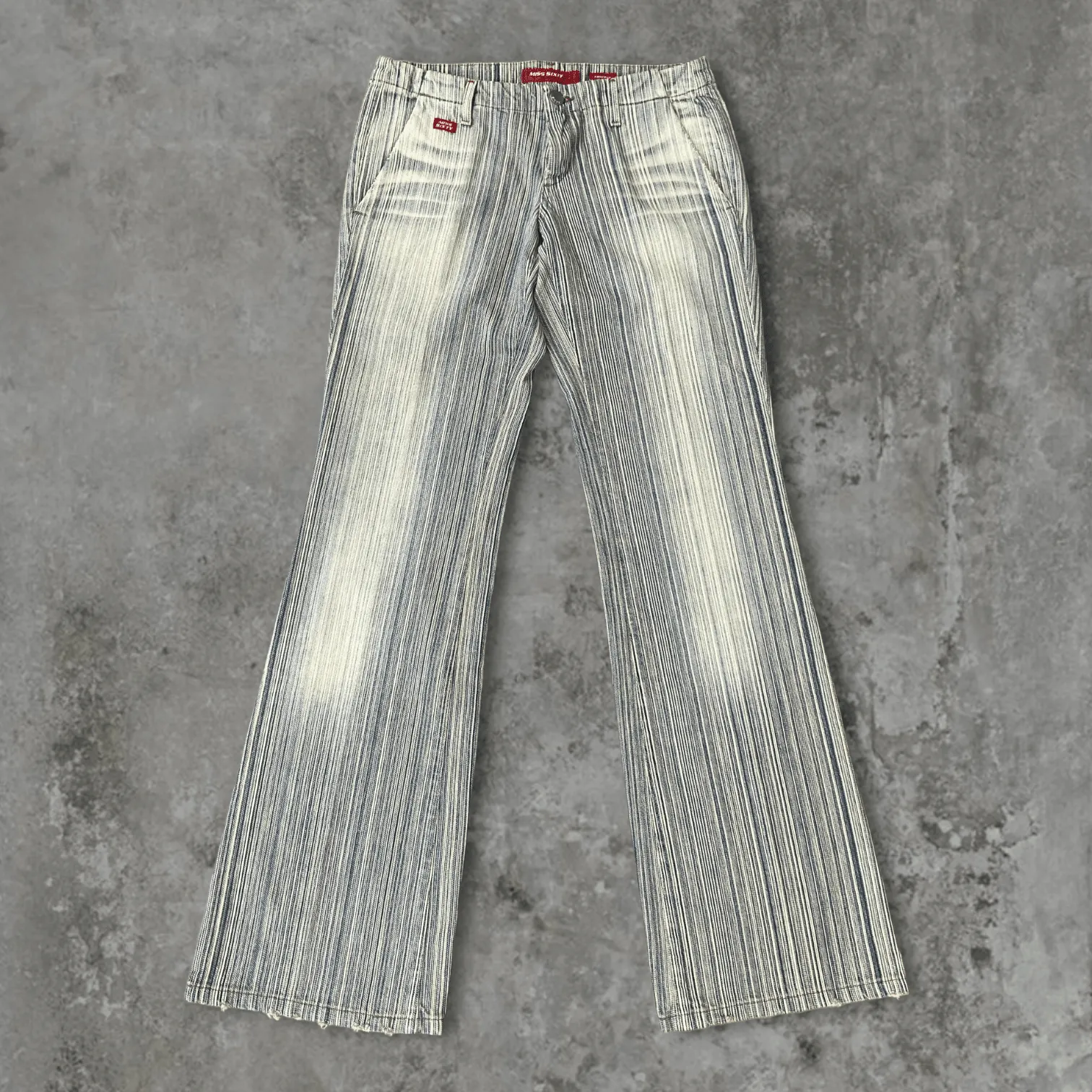 MISS SIXTY FLARED LOW RISE JEANS - W28